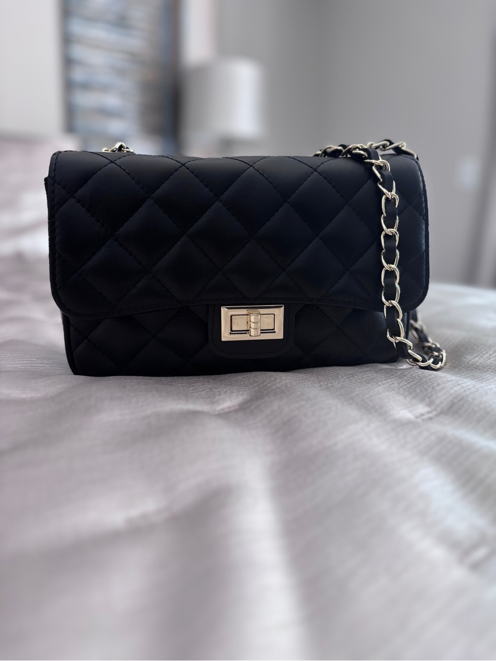Designer-Inspired Quilted Black Italian Leather Flap -Gold Chain Shoulder Bag - Picture 2 of 13